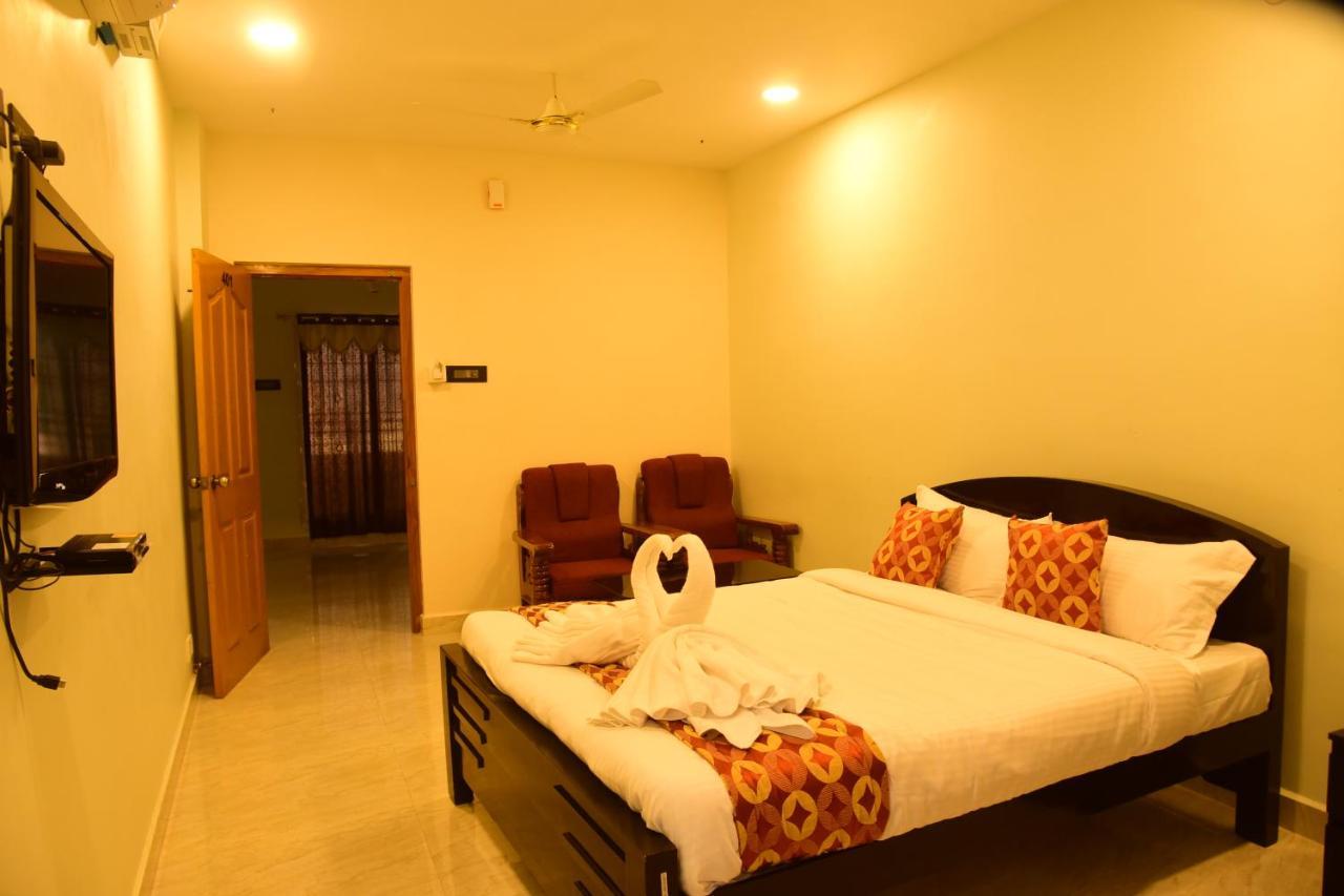 Alexa Home Stay Tirupati Esterno foto