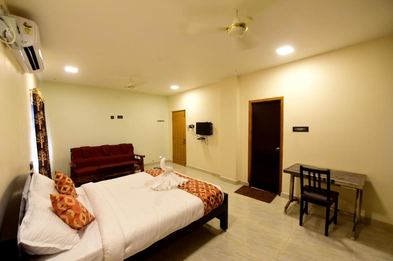 Alexa Home Stay Tirupati Esterno foto