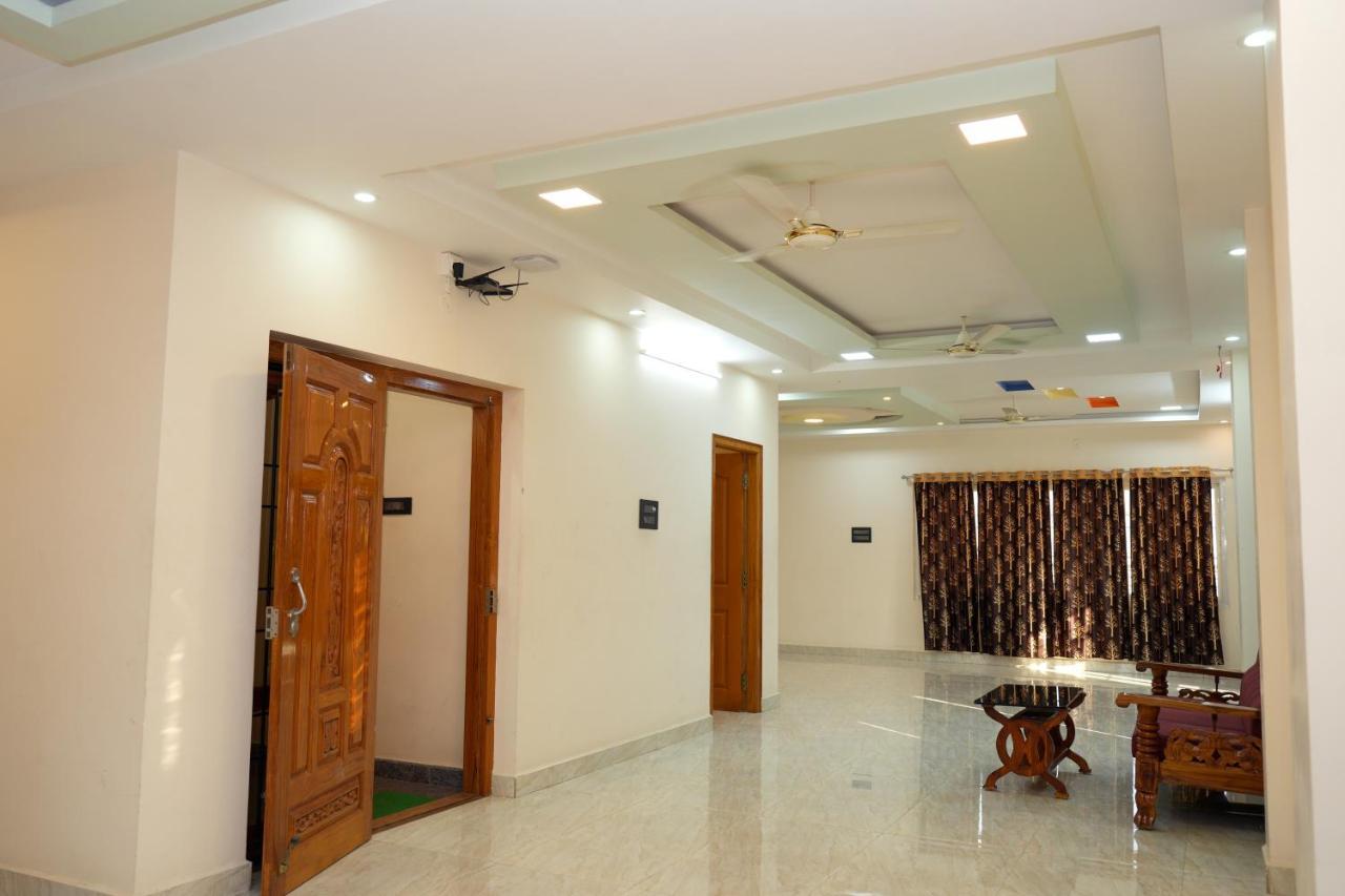 Alexa Home Stay Tirupati Esterno foto