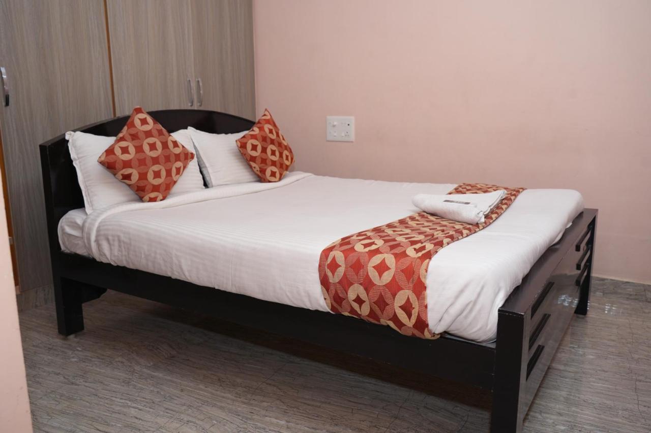 Alexa Home Stay Tirupati Esterno foto