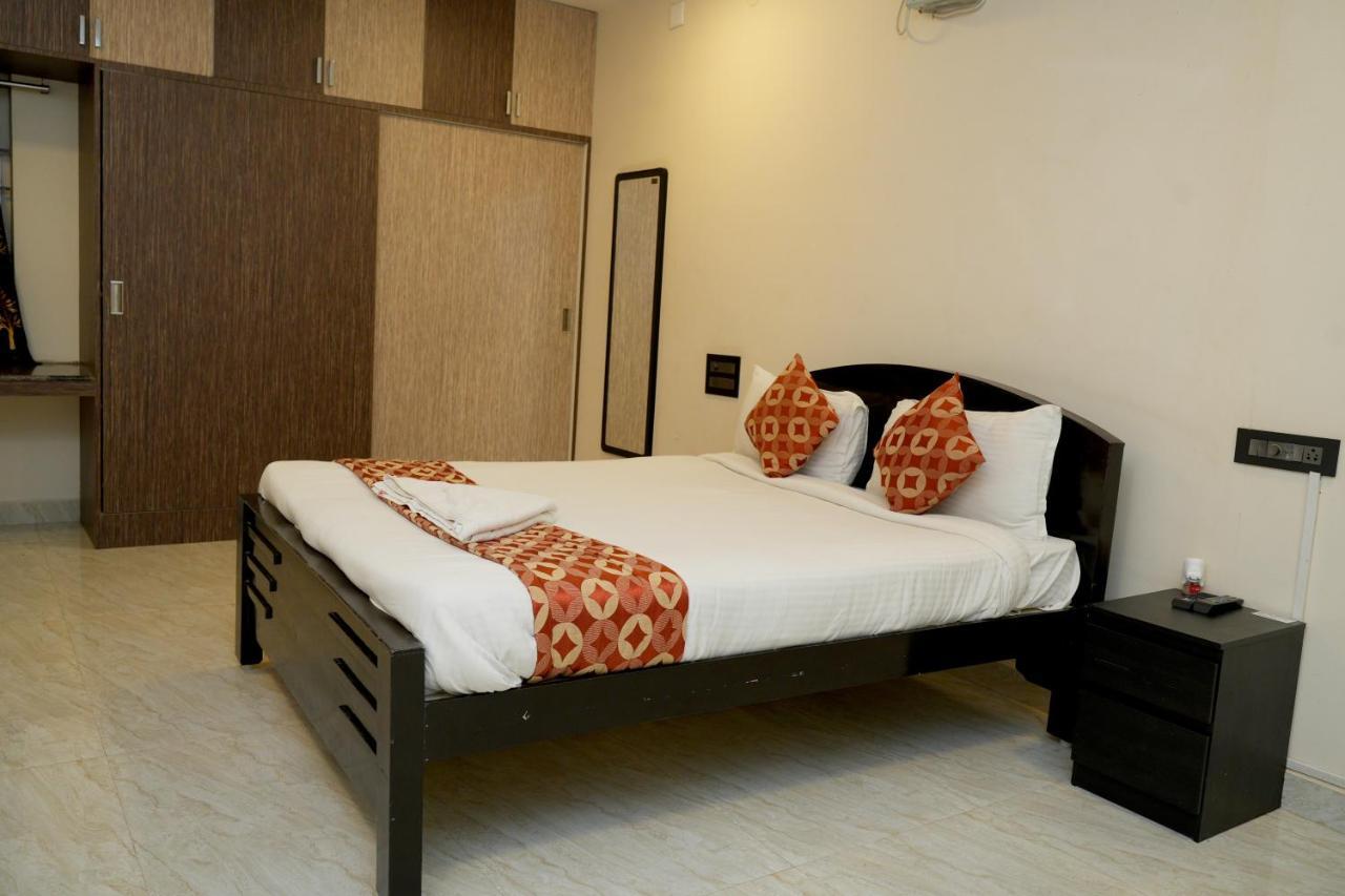 Alexa Home Stay Tirupati Esterno foto